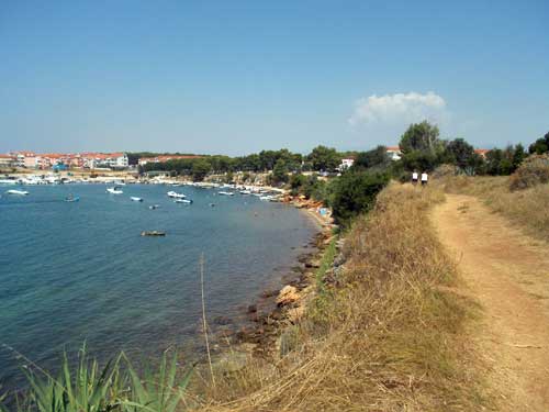 Strand mit Hafen Povljana